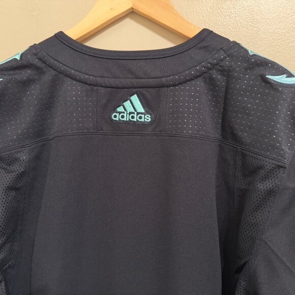 Men's Adidas NHL Seattle Kraken Home Hockey Jersey Authentic GT5622 Size $180 - Picture 7 of 11